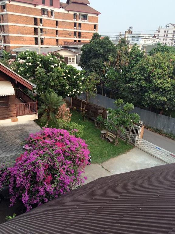 Little Home Guest House チエンマイ エクステリア 写真